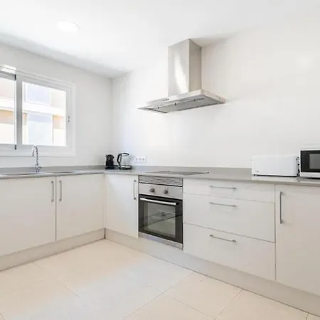 Apartment Catalina 2b Frente Al Mar En Zona Peatonal Con Acceso Directo Al Mar *